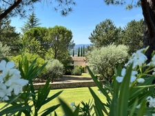 An exceptional estate in the heart of the Luberon