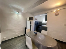 A VENDRE À APT – Charmante maison de ville rénovée avec goût – Une très belle opportunité !