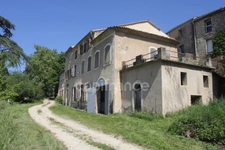 Dpt Vaucluse (84), for sale SAIGNON Historic Castle to Renovate