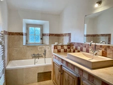 House for sale BONNIEUX (84)