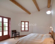 A VENDRE APT (84) MAISON EN PIERRE DE CHARME AVEC VUE, JARDIN ET UN CADRE DE VIE PRIVILÉGIÉ