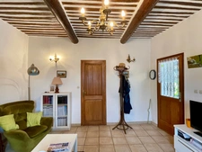  A vendre Bâtisse en pierre rénovée de 235 m² habitables et ses dépendances de 300 m2 - Terrain de 100 000,00 m² 