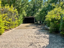À vendre – Maison avec piscine et grand terrain arboré à Saignon (84400)