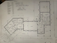 À VENDRE LAURIS (84) Propriété d’exception de plain-pied avec piscine et jardin paysager d'env 3000 M2