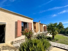 Céreste (04)  Villa de plain-pied 128 m², 4 chambres, garage et terrain 840 m²