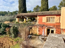 Propriete à vendre au coeur des ocres de ROUSSILLON (84)