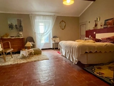  For sale: Renovated stone building with 235 m² of living space and outbuildings of 300 m² - Land of 100,000 m² 