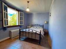 À vendre – Maison avec piscine et grand terrain arboré à Saignon (84400)