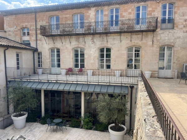 Exceptionnel hôtel particulier du XVIIIe siècle à Apt – Un lieu d’exception au cœur du Luberon
