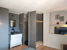 FOR SALE: Magnificent character house in the heart of Saignon, Luberon
