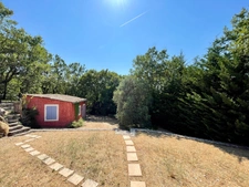 À vendre – Maison avec piscine et grand terrain arboré à Saignon (84400)
