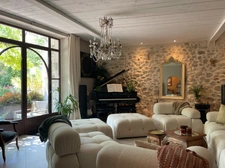 A vendre, maison de hameau en pierre à ROUSSILLON (84)
