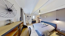 À Vendre – Magnifique Propriété Contemporaine à Roussillon, Cœur du Luberon