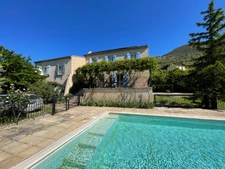 À Vendre – Maison de charme face au Colorado Provençal – Rustrel, Luberon
