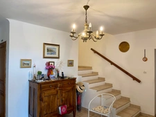  A vendre Bâtisse en pierre rénovée de 235 m² habitables et ses dépendances de 300 m2 - Terrain de 100 000,00 m² 