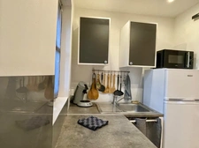 Charmant studio rénové au cœur du Luberon VIENS (84)