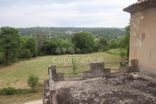 Dpt Vaucluse (84), for sale SAIGNON Historic Castle to Renovate