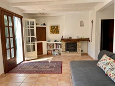 À vendre – Maison avec piscine et grand terrain arboré à Saignon (84400)