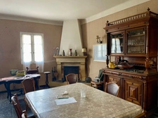 Dpt Vaucluse (84), for sale SAIGNON Historic Castle to Renovate