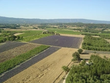 Terrain à vocation artisanale – 4 000 m² – Fort potentiel de développement – Pays d’Apt - ROUSSILLON (84)