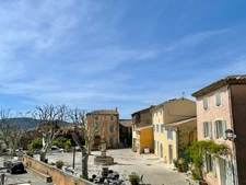 A VENDRE Charmante maison de village à Villars – Cœur du Luberon