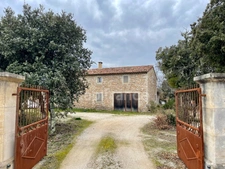 House for sale BONNIEUX (84)