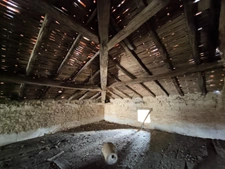 Charentaise à rénover entièrement 10 pièces VERTEUIL SUR CHARENTE (16)