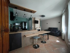 Renovated townhouse in the heart of Jarnac 