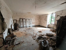 Charentaise à rénover entièrement 10 pièces VERTEUIL SUR CHARENTE (16)