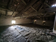 Charentaise à rénover entièrement 10 pièces VERTEUIL SUR CHARENTE (16)