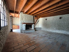 Old-world charm and exceptional volumes: "Manor house to renovate"