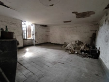Charentaise à rénover entièrement 10 pièces VERTEUIL SUR CHARENTE (16)