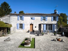 Maison à vendre 6 pièces SEGONZAC (16)