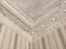 Old-world charm and exceptional volumes: "Manor house to renovate"