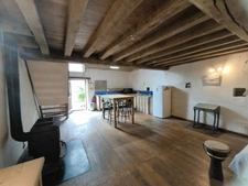 Dpt Charente (16), EBREON à vendre un ensemble de deux maisons 