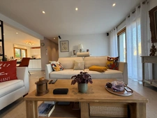 BEGMEIL (29) – Maison familiale rénovée avec prestations modernes, 5 chambres et terrasse plein sud à 700 m de la plage