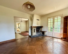 À vendre, Maison 5 chambres + hangar sur 1893 m² de terrain divisible,  à 1 km des plages de Bénodet