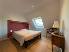 BEGMEIL (29) – Maison familiale rénovée avec prestations modernes, 5 chambres et terrasse plein sud à 700 m de la plage