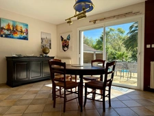 FOUESNANT (29) - 4-bedroom house - 152 m² living space - Not overlooked - Swimming pool - Garage - Carport 