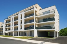 QUIMPER (29) Appartement de type 2 de 45.88 m² habitable - Balcon - 2 places de parking souterrain.