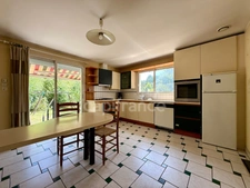 À vendre, Maison 5 chambres sur un terrain de 800 m², à 1 km des plages de Bénodet.