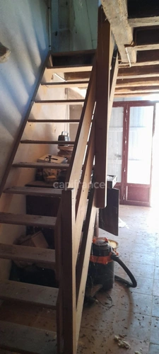 Maison à vendre 4 pièces POUZY MESANGY (03)