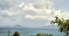 Pépites du mois. Deux Appartements plus terrain 800 m², vue panoramique vers les Saintes, à vendre 3 pièces TROIS RIVIERES (971)