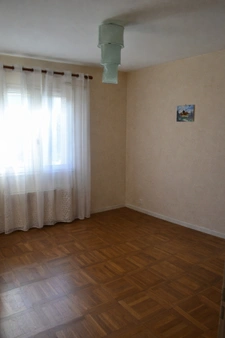 Maison à vendre 7 pièces à Saint Barthélémy de Vals 