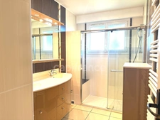 LA BAULE - A VENDRE VILLA 8 PIECES - 4 CHAMBRES - PARC ARBORÉ - GARAGES - POTENTIEL DU SOUS-SOL