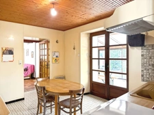 TEILLE (44) - NANTES à 35min - Ancenis à 15 min -  Maison 9 pièces - 6 chambres - grand jardin naturel, arboré et fleuri