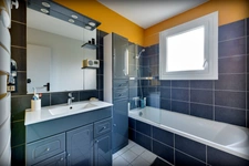 PORNIC SINGLE-STORY HOUSE WITH 4 BEDROOMS - ENCLOSED GARDEN WITH TREES - PORNIC 3 KM FROM THE CENTER 