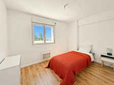 SAINT MARC SUR MER - HULOT BEACH - TOWN CENTRE - MARKET - 5-ROOM Loft Duplex - WITH TERRACE - GARAGE - SECURE PARKING