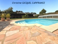 LA BAULE, villa 6 à 7 chambres avec piscine, et grand jardin clos. Belles prestations, tout confort.