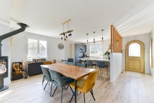 LA TURBALLE BEACHES AND COVES 4 MINUTES WALK AWAY – SINGLE STORE VILLA 4 Bedrooms & 1 Dormitory – QUIET, enclosed garden with no overlooking neighbors - Modern and warm renovation.